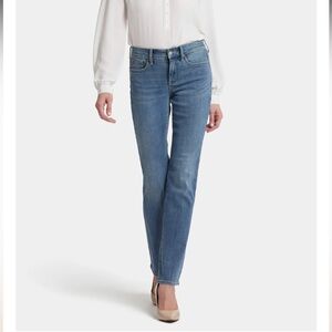 NYDJ Marilyn Straight Jeans Size 8 Lift x Tuck Technology Women’s Denim